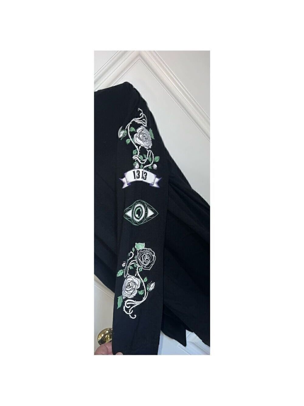 Her Universe Disney The Haunted Mansion Madame Leota Symbols Girls Long-Sleeve T - Picture 3 of 11